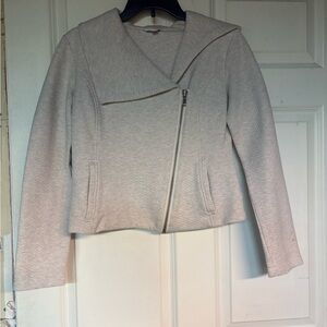 CStylish Light Gray Jacket